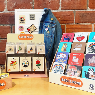 Countertop Displays & Fixtures